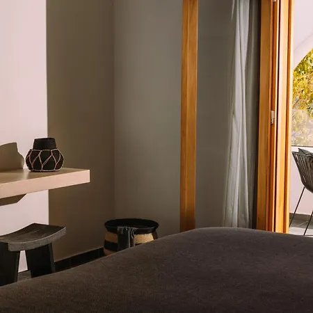 Minos Art Hotel, A Member Of Design 호텔