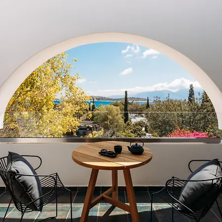 Minos Art Hotel, A Member Of Design 5*